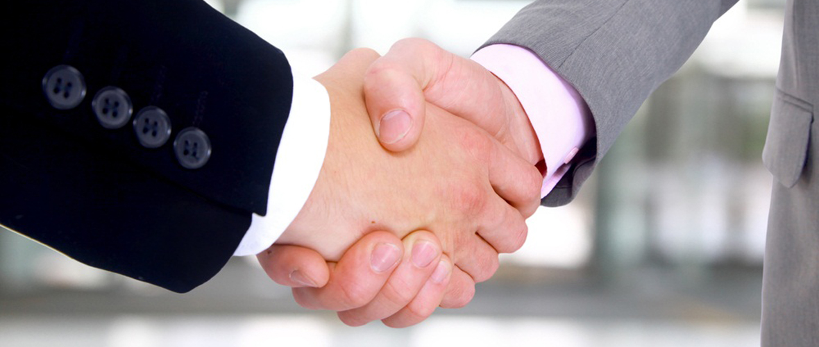 business-handshake_slider-home